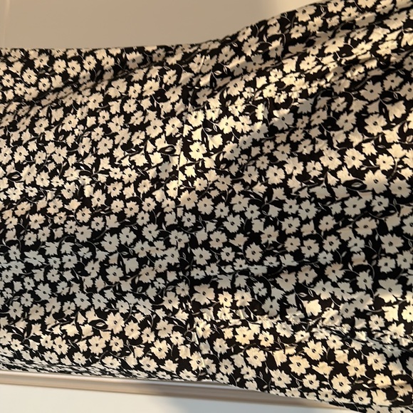 black and white floral dress - Picture 3 of 3